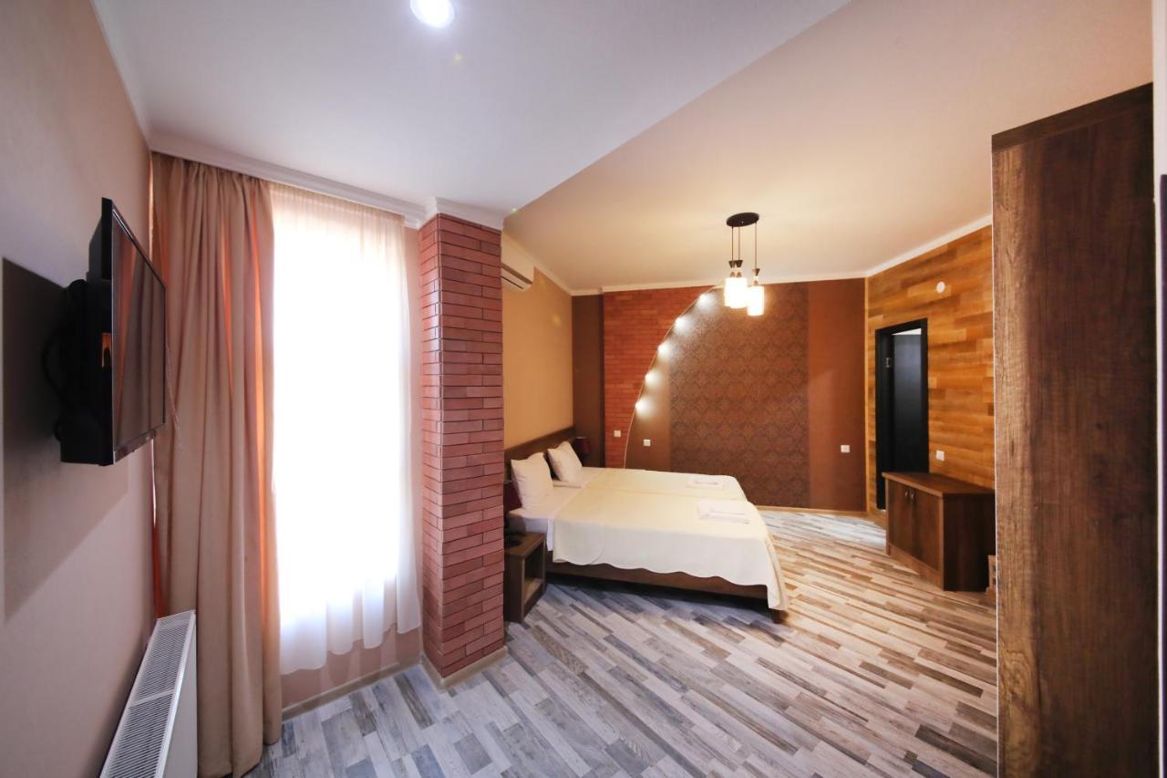 Hotel Tamari Kutaisi Exterior foto