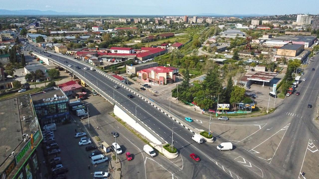 Hotel Tamari Kutaisi Exterior foto